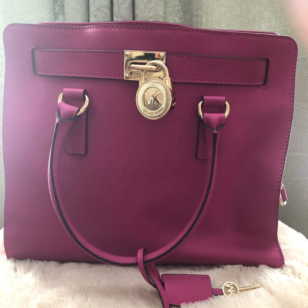 Michael Kors Tote - Picture 1 of 7
